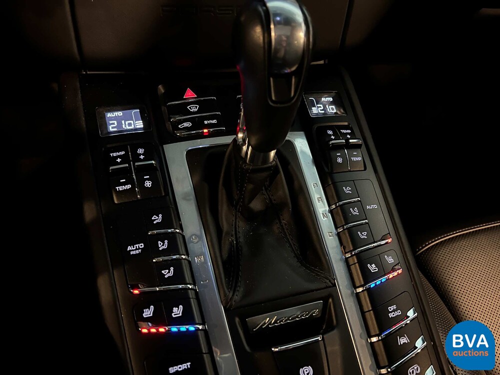 Porsche Macan Turbo 3.6 400 PS FACELIFT 2016 AKRAPOVIC Sport-Chrono, NX-244-N.