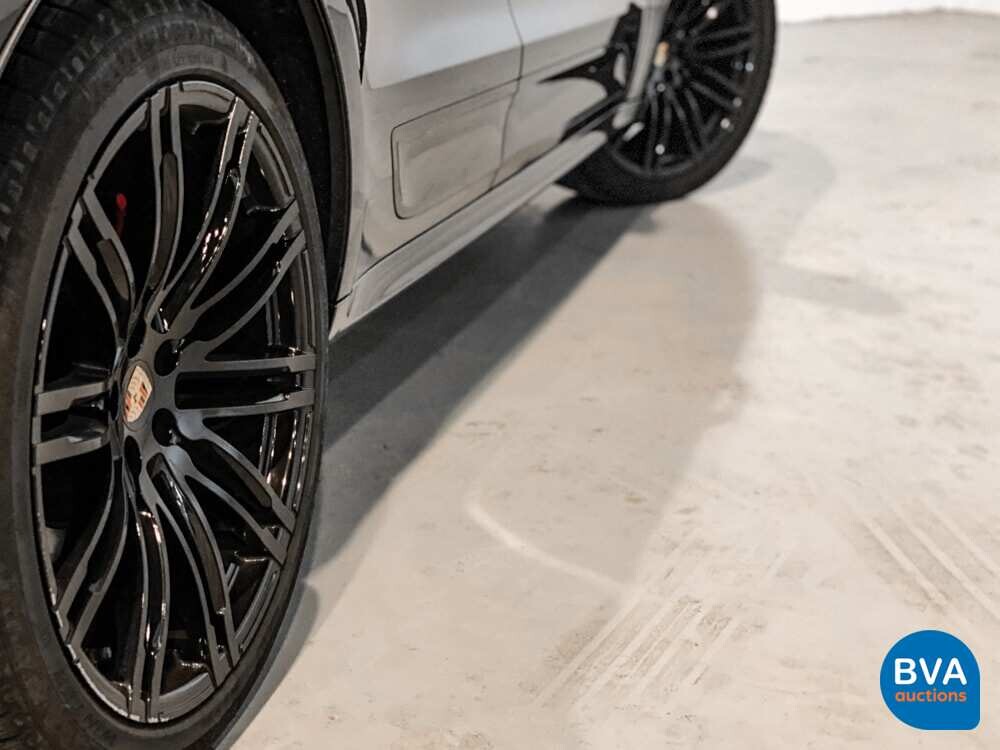 Porsche Macan Turbo 3.6 400 PS FACELIFT 2016 AKRAPOVIC Sport-Chrono, NX-244-N.