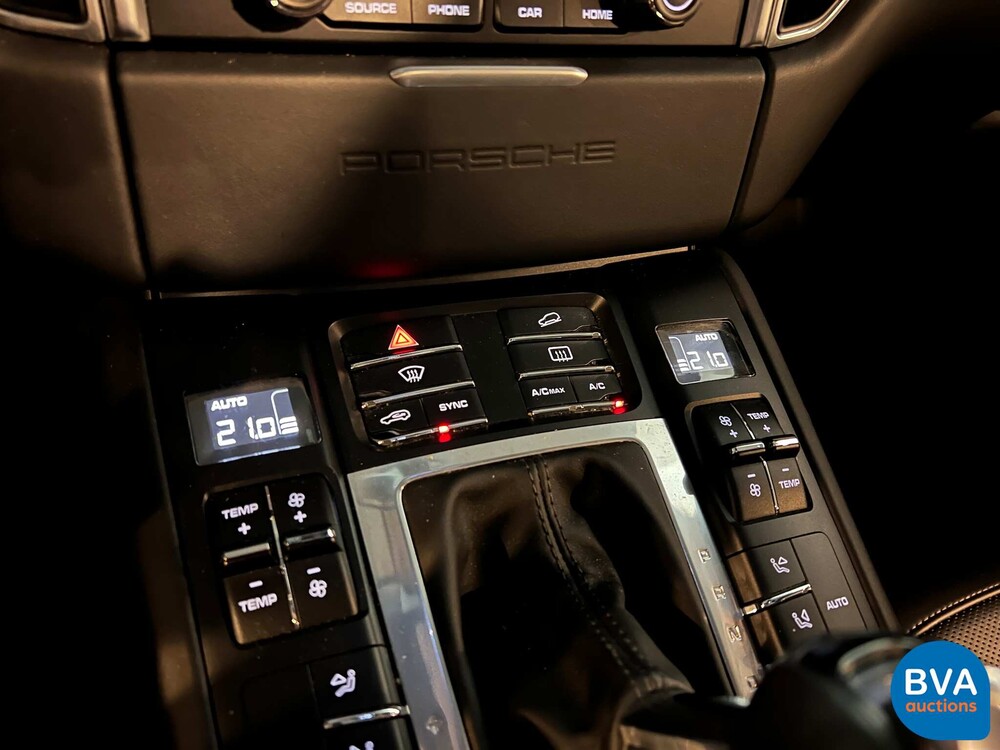 Porsche Macan Turbo 3.6 400 PS FACELIFT 2016 AKRAPOVIC Sport-Chrono, NX-244-N.