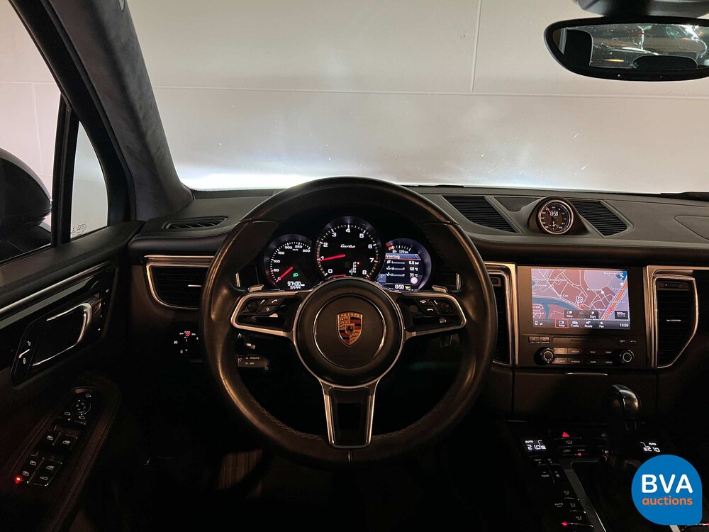 Porsche Macan Turbo 3.6 400 PS FACELIFT 2016 AKRAPOVIC Sport-Chrono, NX-244-N.