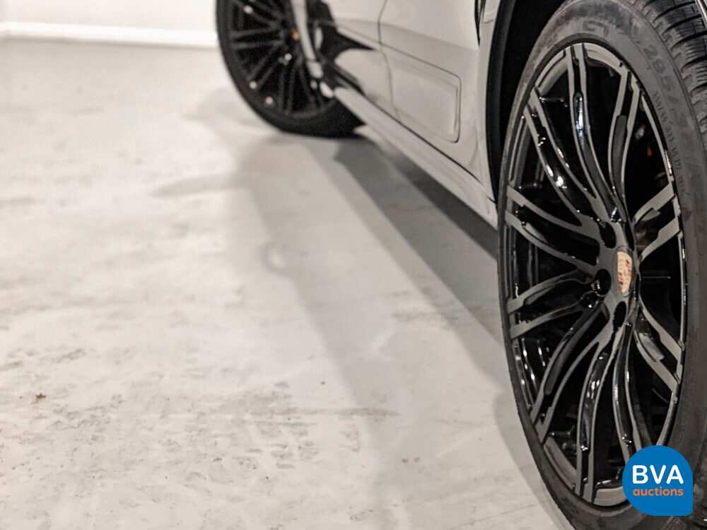 Porsche Macan Turbo 3.6 400 PS FACELIFT 2016 AKRAPOVIC Sport-Chrono, NX-244-N.