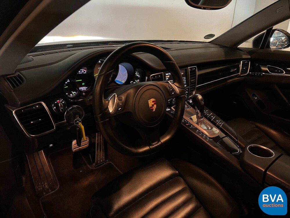 Porsche Panamera 3.0 S E-Hybrid 2014 333PS -Org. NL-, 7-TTJ-57.