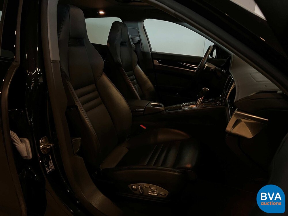 Porsche Panamera 3.0 S E-Hybrid 2014 333PS -Org. NL-, 7-TTJ-57.