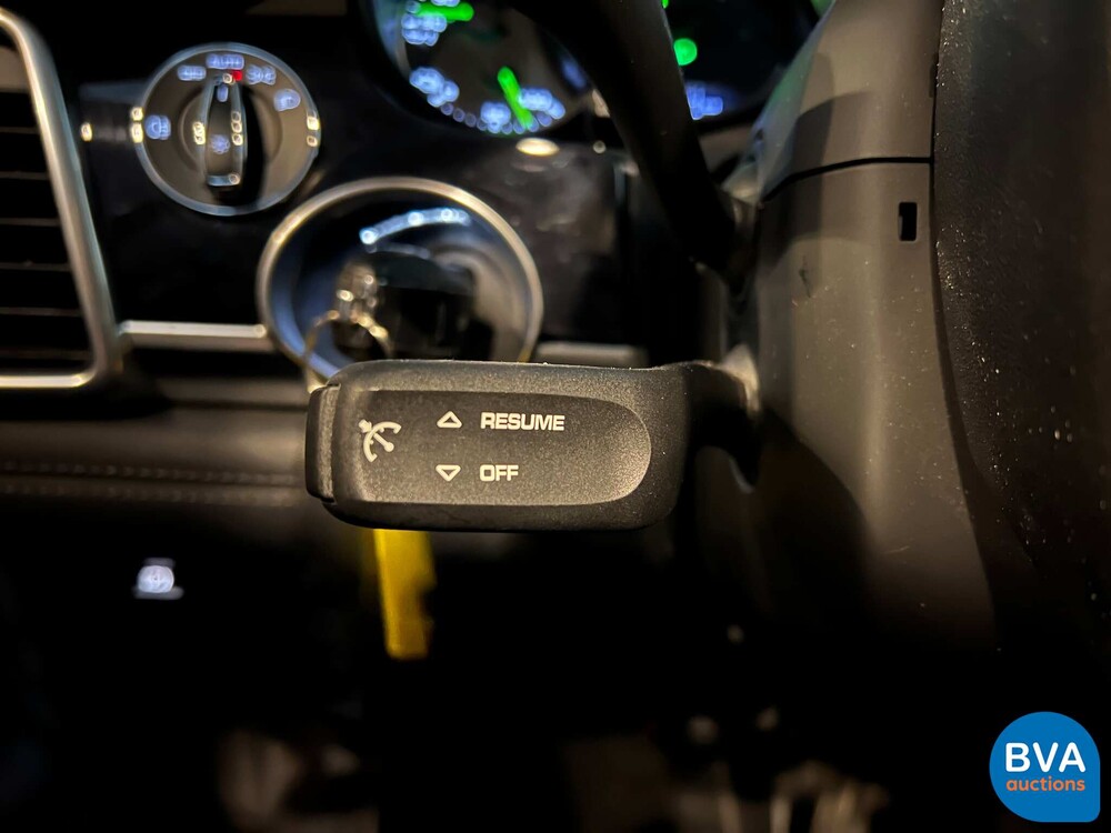 Porsche Panamera 3.0 S E-Hybrid 2014 333PS -Org. NL-, 7-TTJ-57.