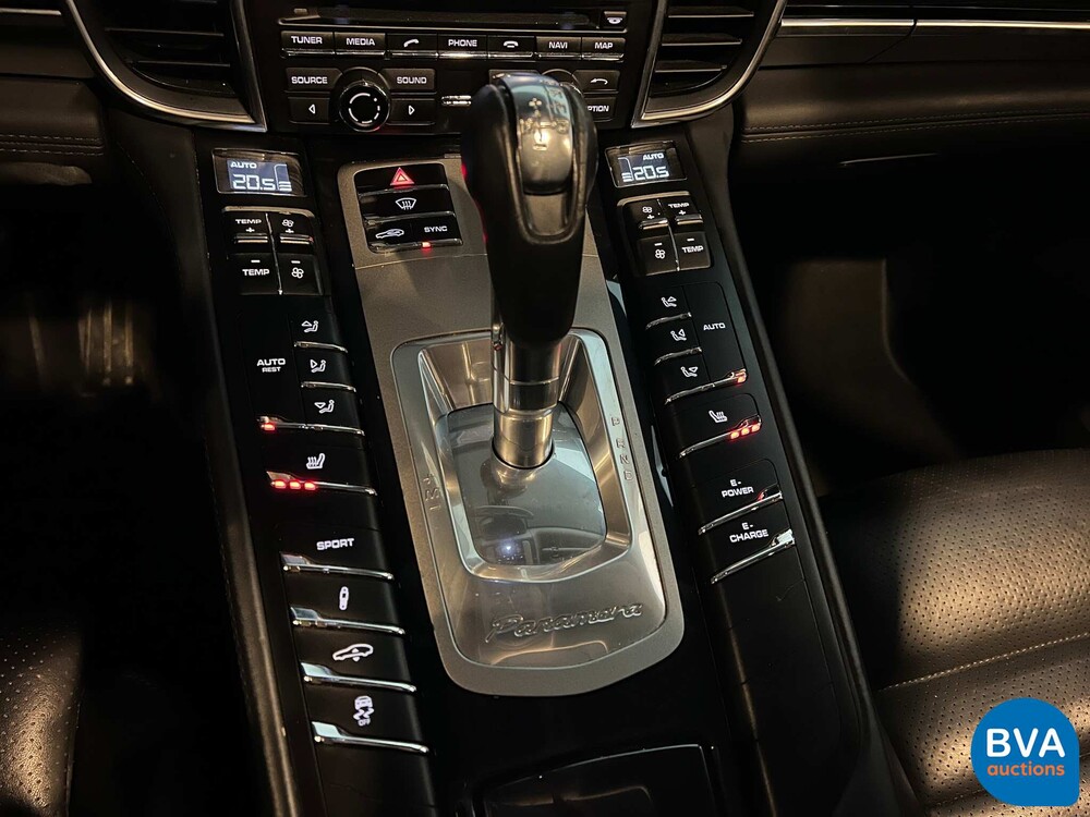 Porsche Panamera 3.0 S E-Hybrid 2014 333PS -Org. NL-, 7-TTJ-57.
