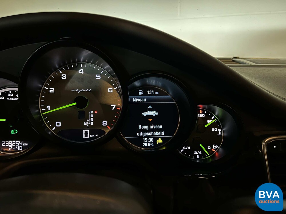 Porsche Panamera 3.0 S E-Hybrid 2014 333PS -Org. NL-, 7-TTJ-57.