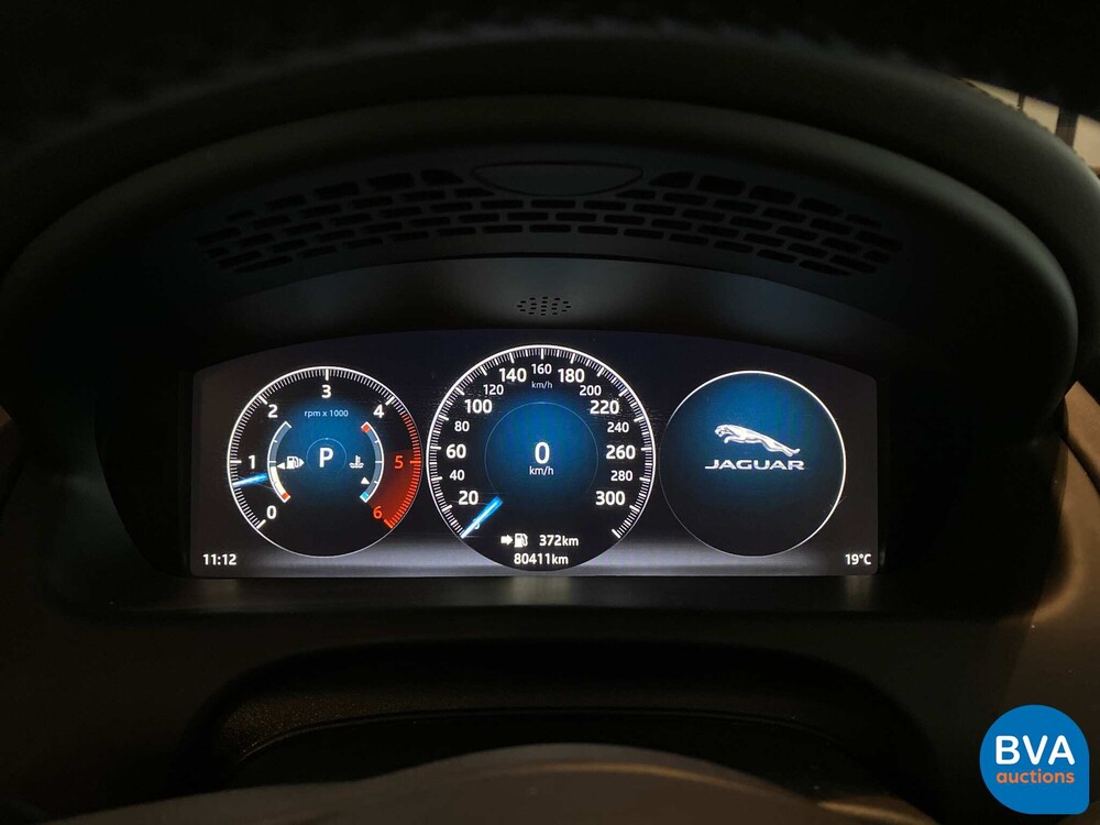 Jaguar XJ3.0 D Premium Luxury 300 PS 2018 Facelift, TD-898-B.