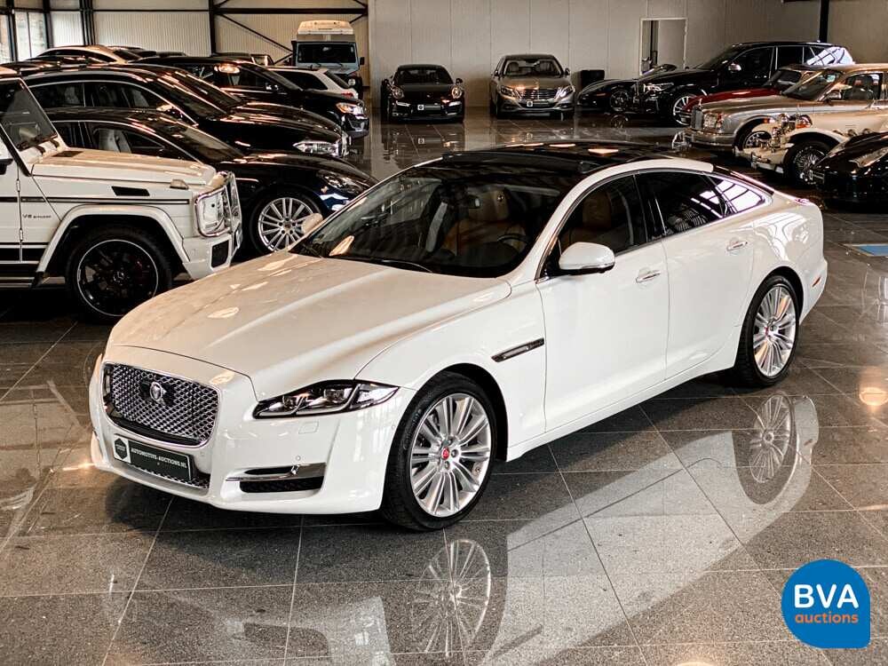 Jaguar XJ3.0 D Premium Luxury 300 PS 2018 Facelift, TD-898-B.
