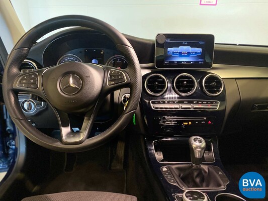 Mercedes-Benz C220d Coupé Premium Plus AMG C-Class Coupé 170hp 2018, J-315-DK.