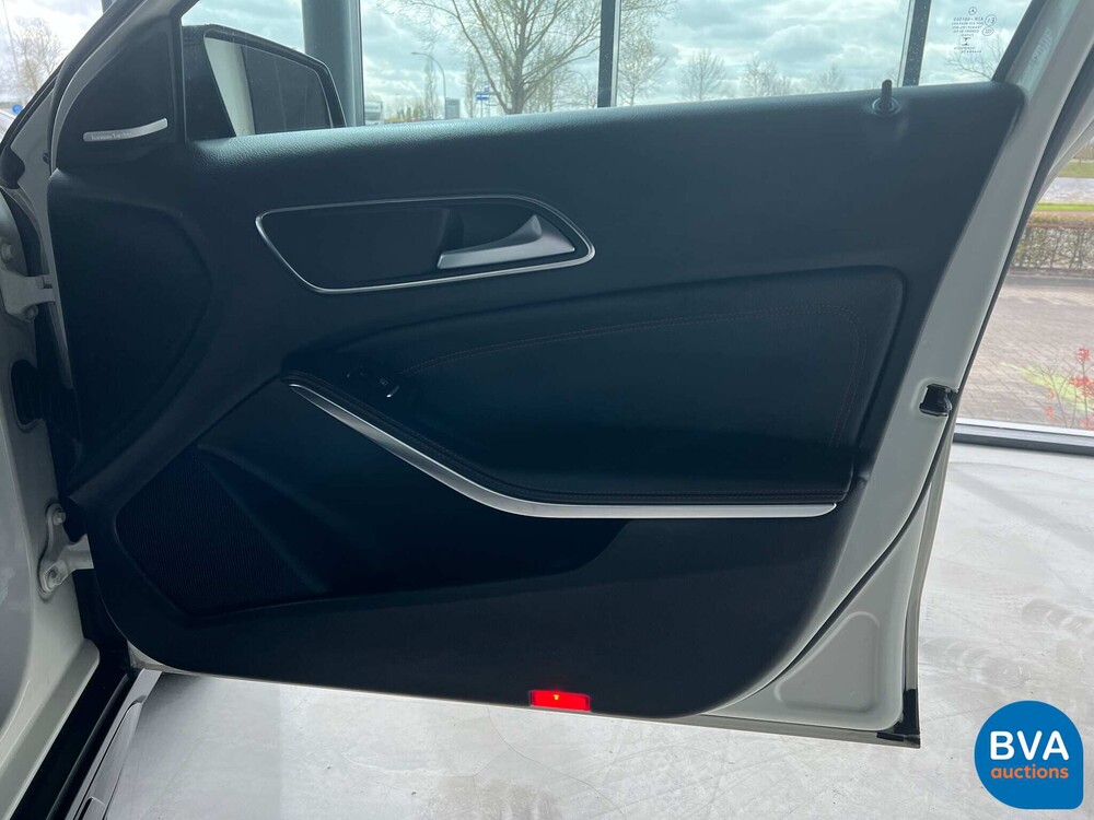 Mercedes-Benz GLA200 AMG CDI GLA-Klasse 136 PS 2014, SX-617-S.