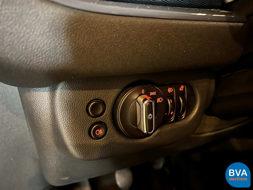 Mini Clubmann 1.5D 116 PS 2016 British Racing Green Mini Cooper.