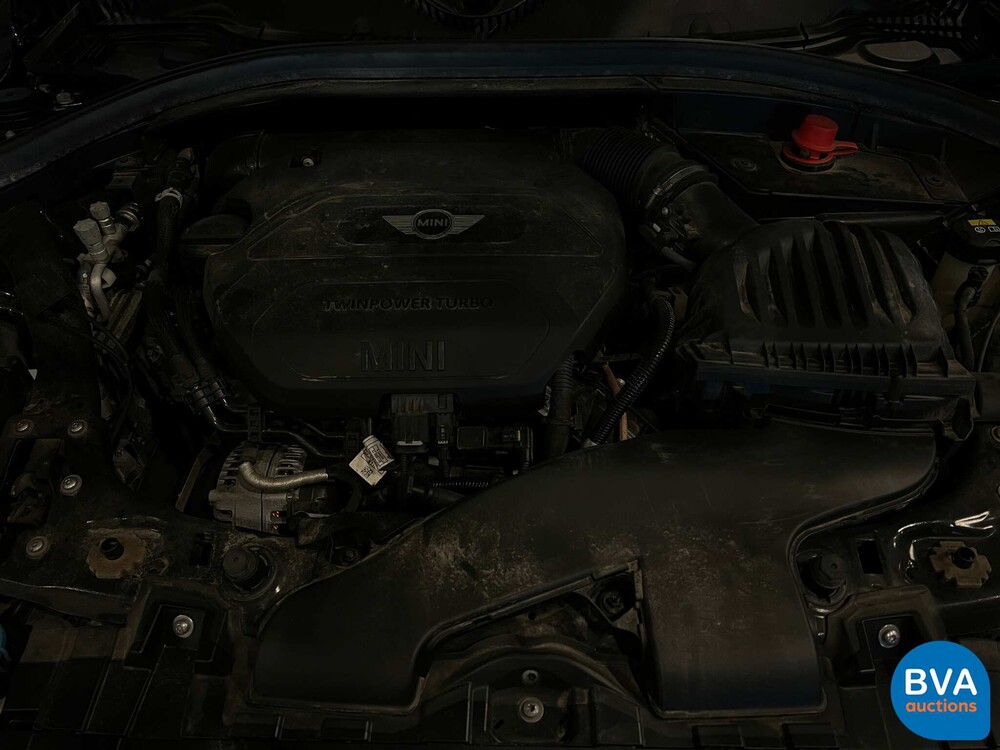 Mini Clubmann 1.5D 116 PS 2016 British Racing Green Mini Cooper.