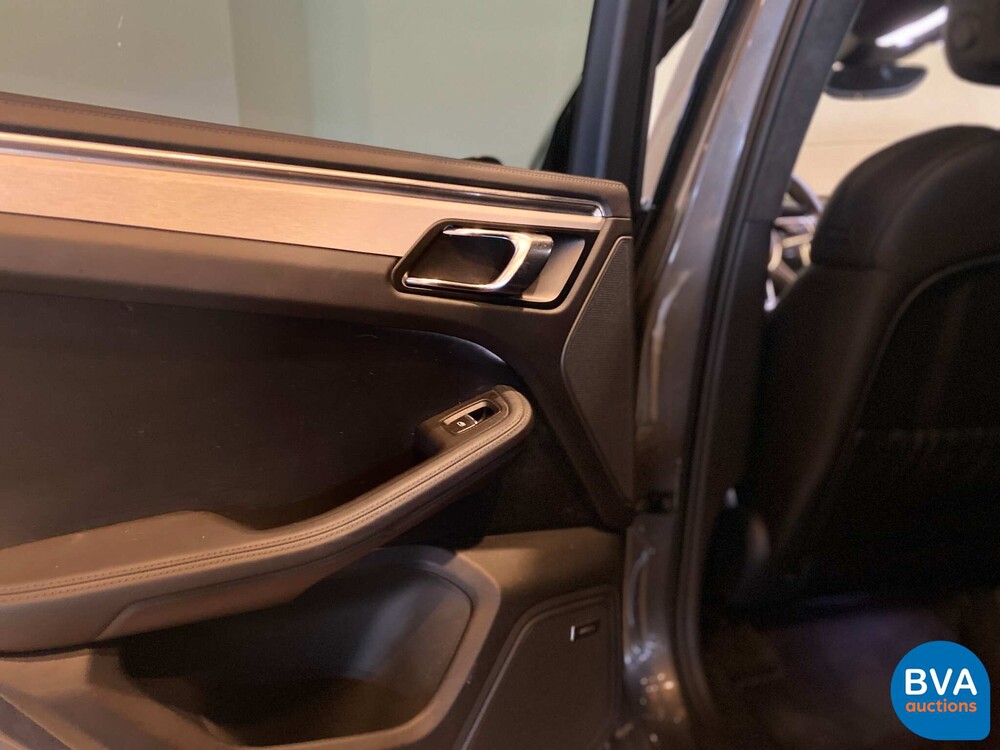 Porsche Macan Turbo 3.6 400PS 2015 -Org. NL-, 4-ZSP-38.