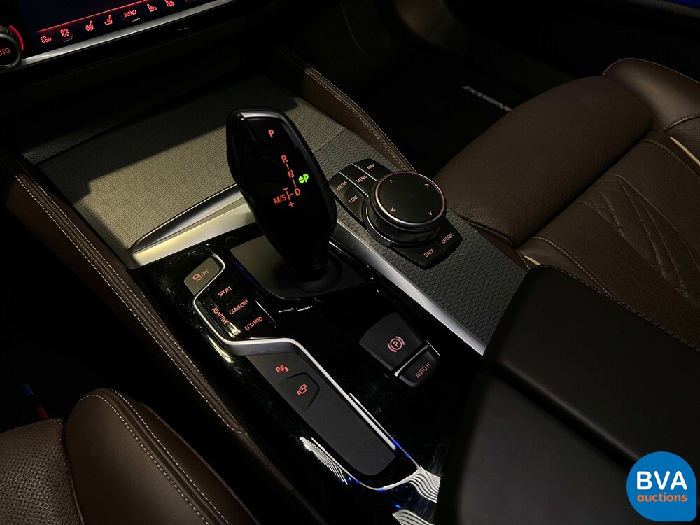 BMW M550i 5er xDrive M-PERFORMANCE 462pk 2017 -Org. NL-, PP-353-T.