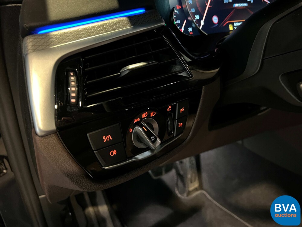 BMW M550i 5er xDrive M-PERFORMANCE 462pk 2017 -Org. NL-, PP-353-T.