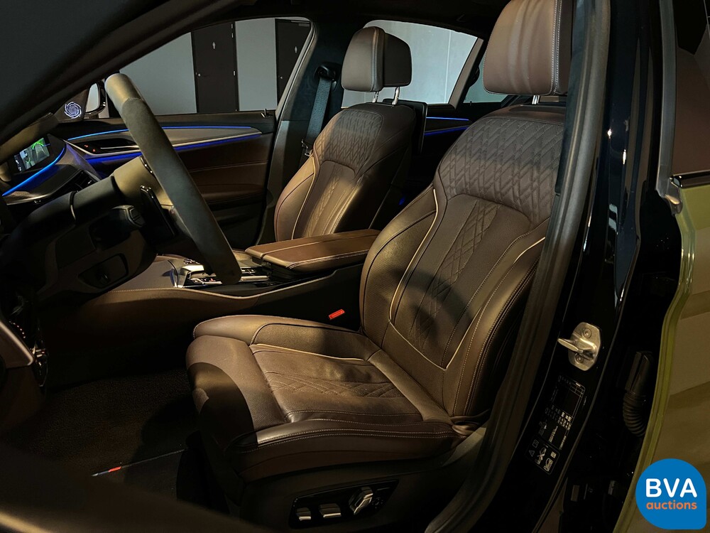 BMW M550i 5er xDrive M-PERFORMANCE 462pk 2017 -Org. NL-, PP-353-T.