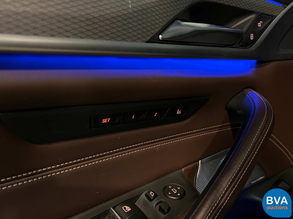 BMW M550i 5er xDrive M-PERFORMANCE 462pk 2017 -Org. NL-, PP-353-T.