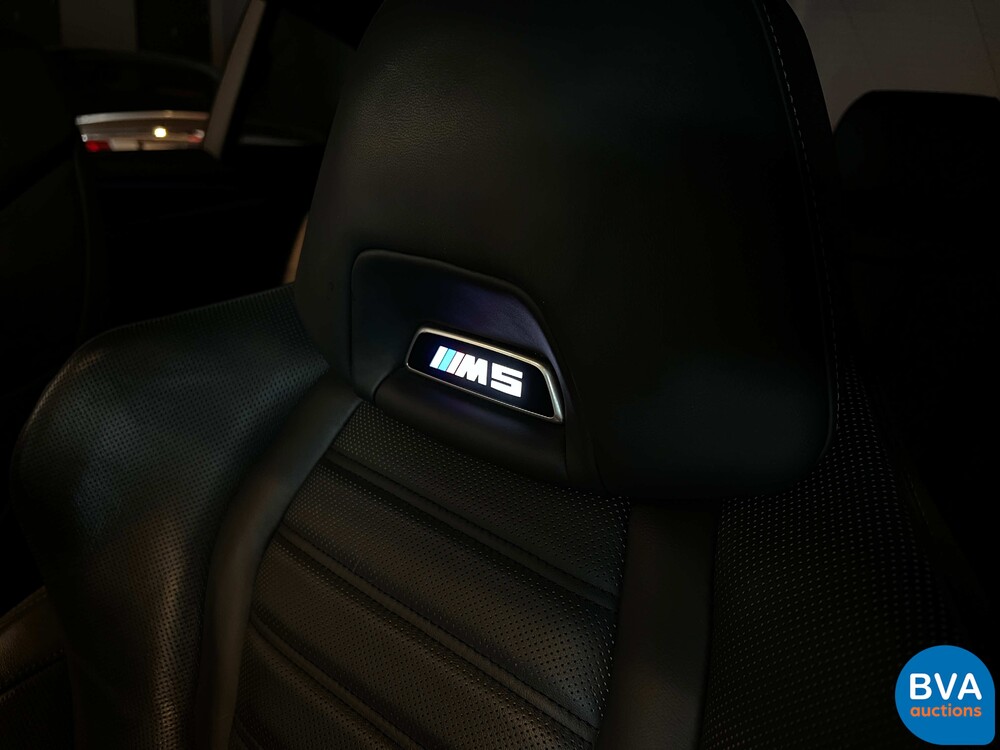 BMW M5 4.4 V8 BiTurbo F90 600PS 5er NW-Modell 2018 -Org. NL-, SJ-360-B.