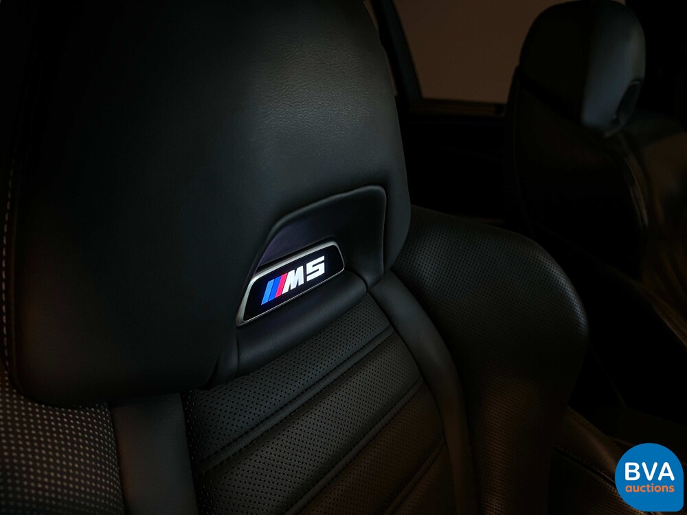 BMW M5 4.4 V8 BiTurbo F90 600PS 5er NW-Modell 2018 -Org. NL-, SJ-360-B.