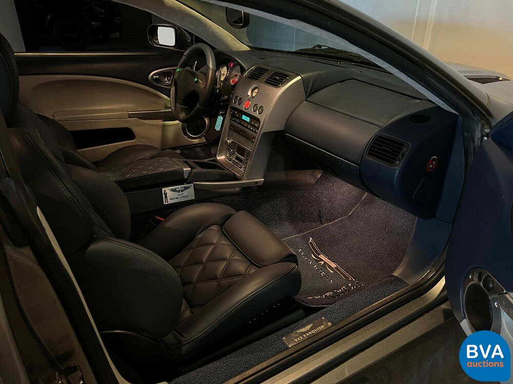 Aston Martin Vanquish 5.9 V12 466 PS 2003.