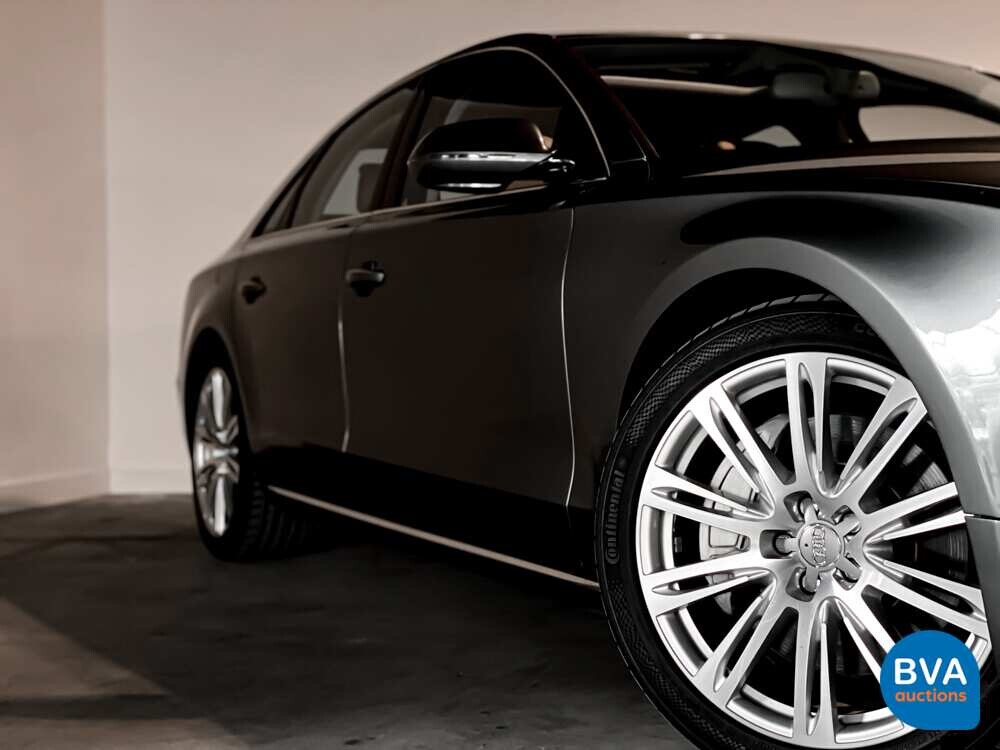 Audi A8 4.0 TFSI 435pk Quattro Pro Line+ 2016 -Org NL-, HV-922-D.
