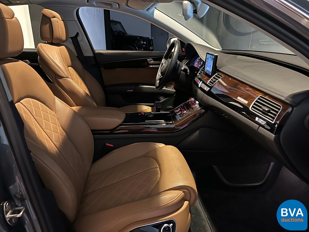 Audi A8 4.0 TFSI 435pk Quattro Pro Line+ 2016 -Org NL-, HV-922-D.