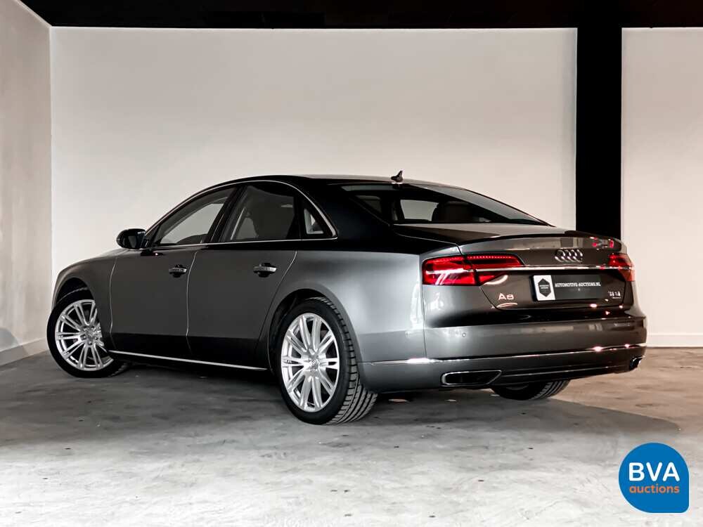 Audi A8 4.0 TFSI 435pk Quattro Pro Line+ 2016 -Org NL-, HV-922-D.