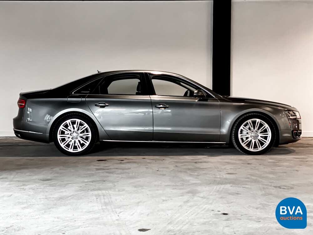 Audi A8 4.0 TFSI 435pk Quattro Pro Line+ 2016 -Org NL-, HV-922-D.