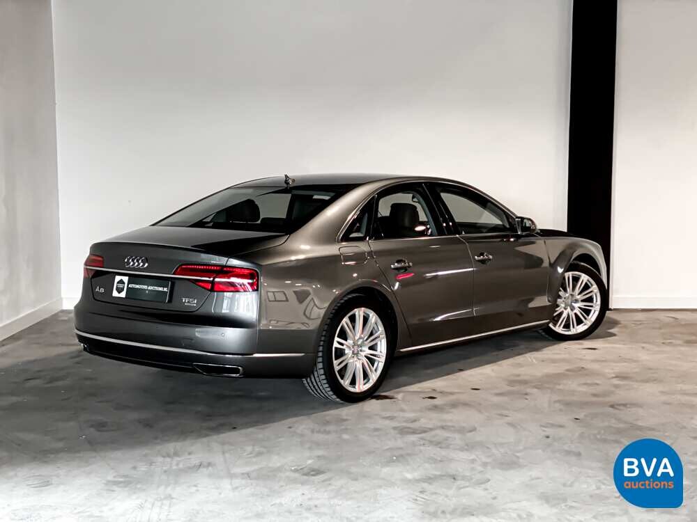 Audi A8 4.0 TFSI 435pk Quattro Pro Line+ 2016 -Org NL-, HV-922-D.