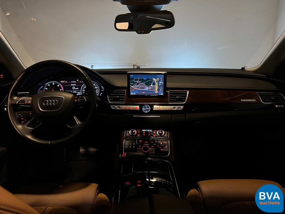 Audi A8 4.0 TFSI 435pk Quattro Pro Line+ 2016 -Org NL-, HV-922-D.