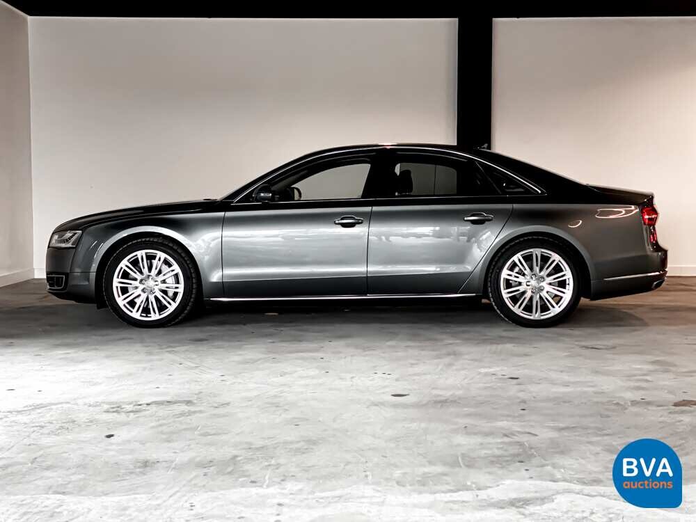 Audi A8 4.0 TFSI 435pk Quattro Pro Line+ 2016 -Org NL-, HV-922-D.