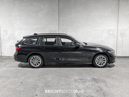 BMW 330e Touring G21 184pk 2021 (Origineel-NL + 1e Eigenaar), K-451-VL