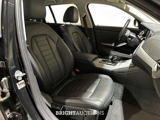 BMW 330e Touring G21 184pk 2021 (Origineel-NL + 1e Eigenaar), K-451-VL