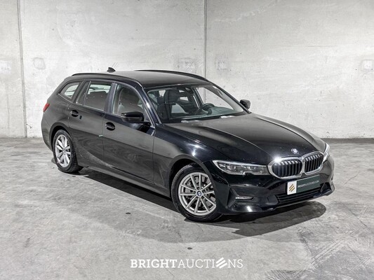 BMW 330e Touring G21 184pk 2021 (Origineel-NL + 1e Eigenaar), K-451-VL