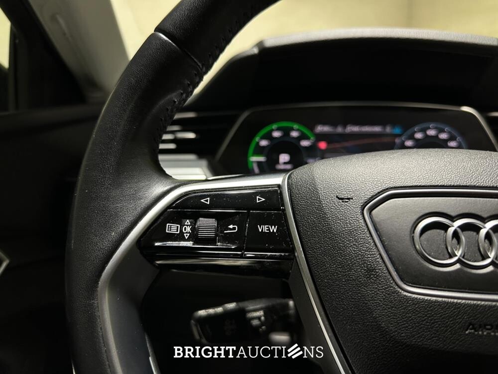 Audi e-tron Sportback 50 Quattro Business Edition Plus 71 kWh 313pk 2020 (Origineel-NL + 1e Eigenaar), J-814-JP