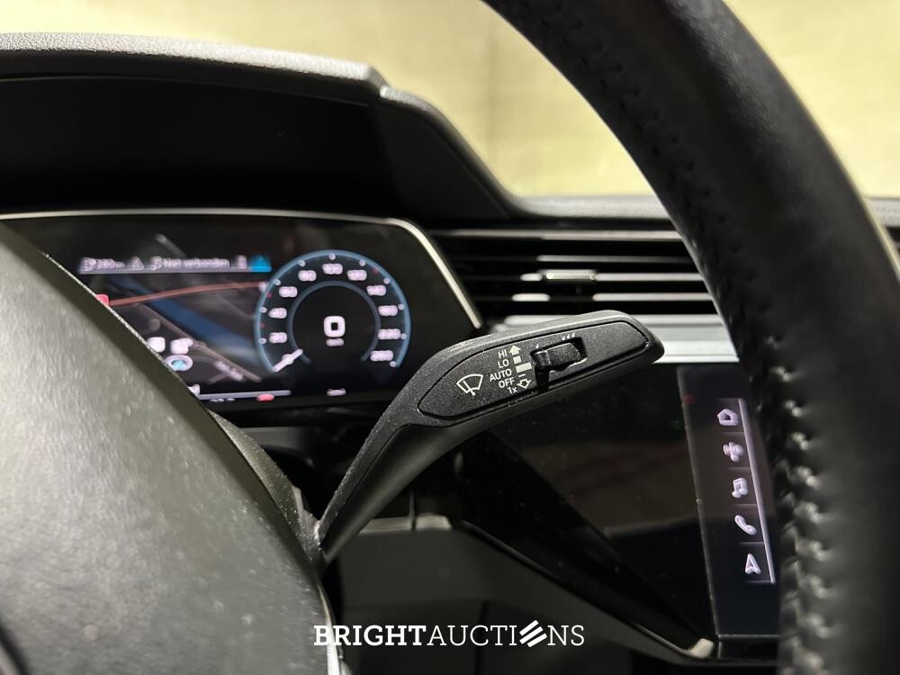 Audi e-tron Sportback 50 Quattro Business Edition Plus 71 kWh 313pk 2020 (Origineel-NL + 1e Eigenaar), J-814-JP