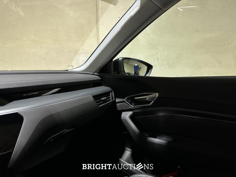 Audi e-tron Sportback 50 Quattro Business Edition Plus 71 kWh 313pk 2020 (Origineel-NL + 1e Eigenaar), J-814-JP