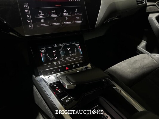 Audi e-tron Sportback 50 Quattro Business Edition Plus 71 kWh 313pk 2020 (Origineel-NL + 1e Eigenaar), J-814-JP