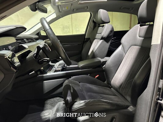 Audi e-tron Sportback 50 Quattro Business Edition Plus 71 kWh 313pk 2020 (Origineel-NL + 1e Eigenaar), J-814-JP