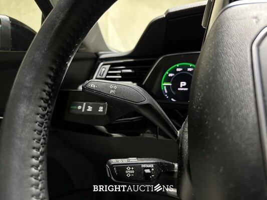 Audi e-tron Sportback 50 Quattro Business Edition Plus 71 kWh 313pk 2020 (Origineel-NL + 1e Eigenaar), J-814-JP
