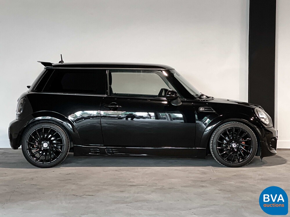 Mini Cooper 1.6 JCW-Pakket 122pk 2010, J-765-HJ