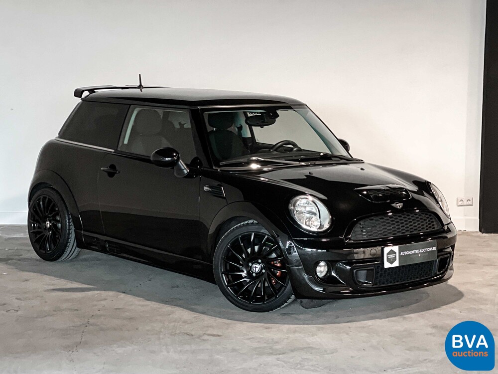 Mini Cooper 1.6 JCW-Pakket 122pk 2010, J-765-HJ