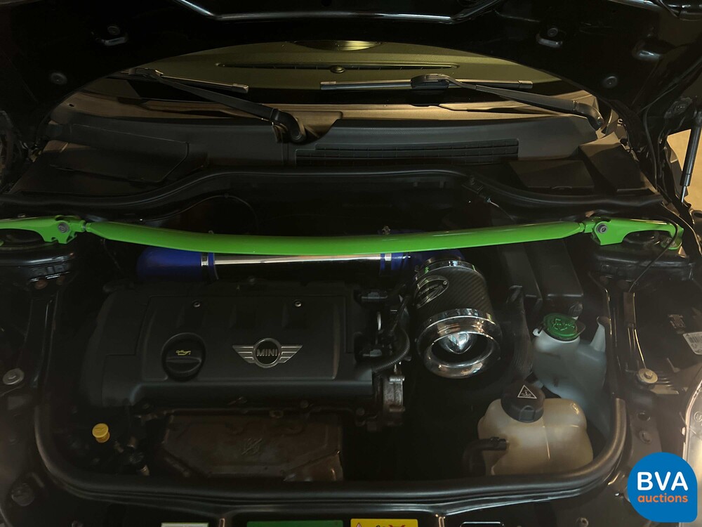 Mini Cooper 1.6 JCW-Pakket 122pk 2010, J-765-HJ