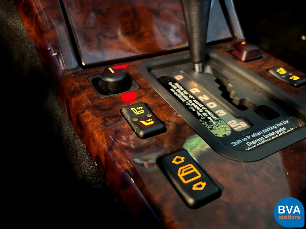 Mercedes-Benz SL500 Roadster 5.0L V8 Cabriolet 326pk 1991