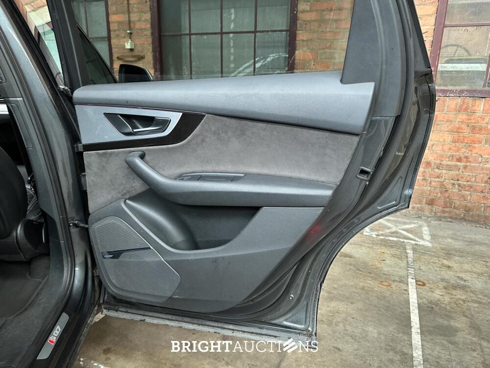 Audi SQ7 4.0 TDI V8 Quattro Pro Line + 7p 435pk 2017 (Origineel-NL), KZ-576-L