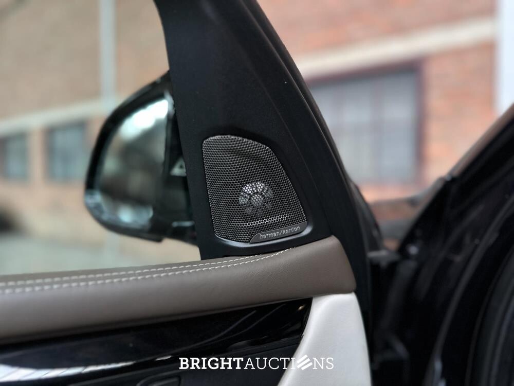 BMW X5M 4.4 V8 M-Sport F85 576pk 2015