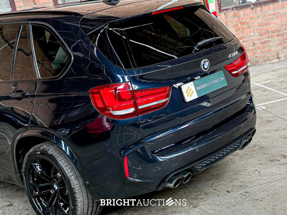 BMW X5M 4.4 V8 M-Sport F85 576pk 2015