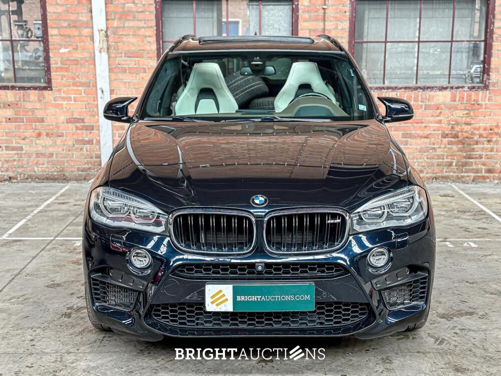 BMW X5M 4.4 V8 M-Sport F85 576pk 2015