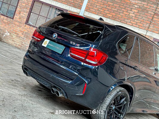 BMW X5M 4.4 V8 M-Sport F85 576pk 2015