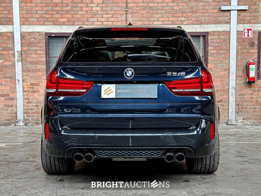 BMW X5M 4.4 V8 M-Sport F85 576pk 2015